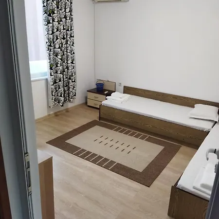 Emona 5 Floor 3 *
